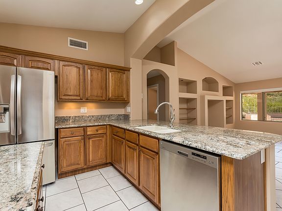 5th image of 65300 E Rose Crest Ct