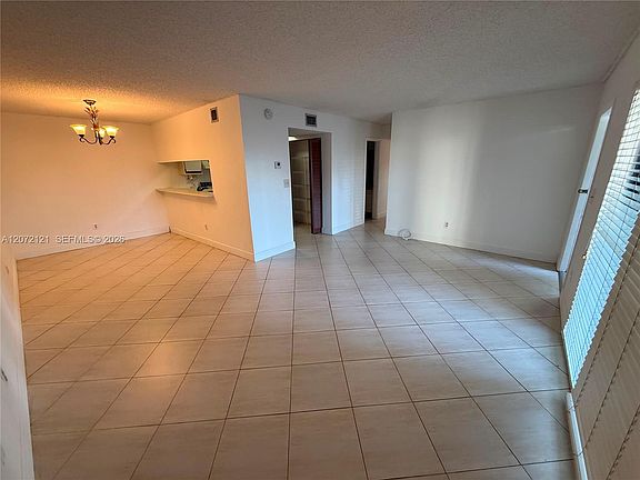 3rd image of 18200 Mediterranean Blvd #2201