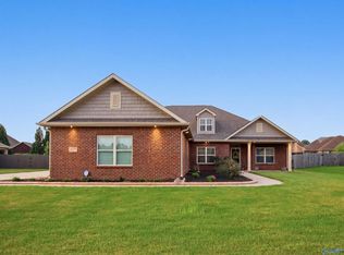 137 Tango Dr, Meridianville, AL 35759