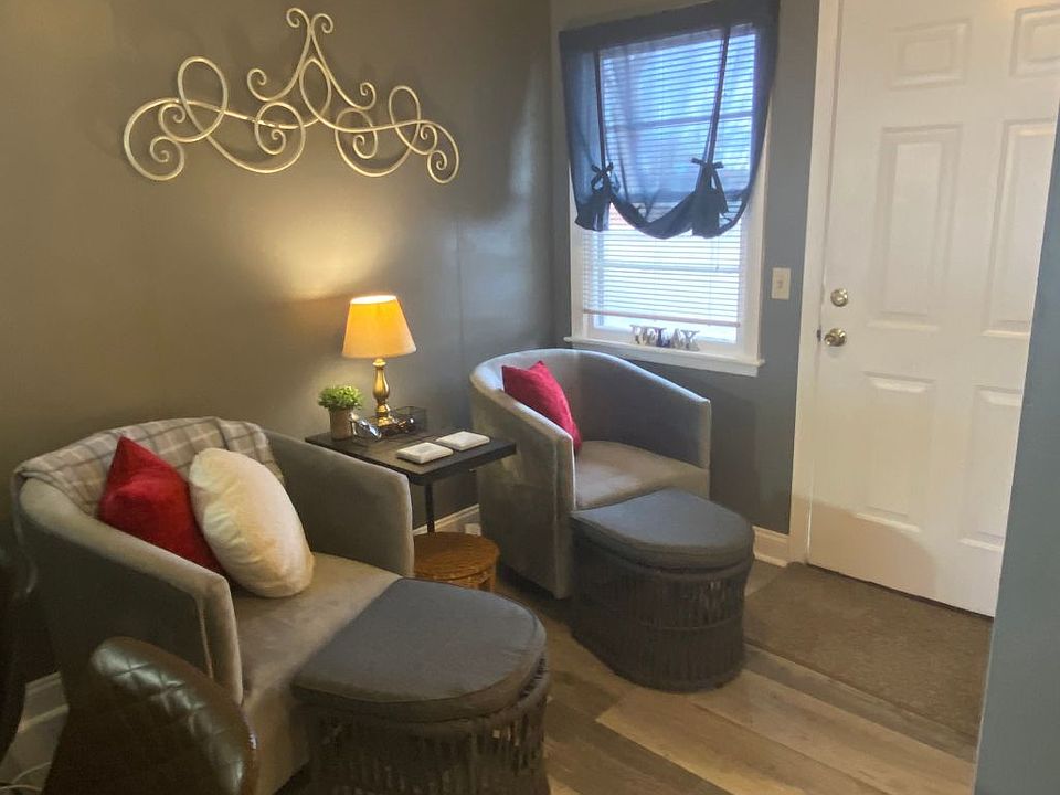 1st image of 885 Laconia Rd Unit 26A