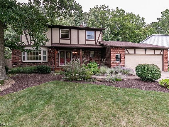 4th image of 5731 Grovewood Dr
