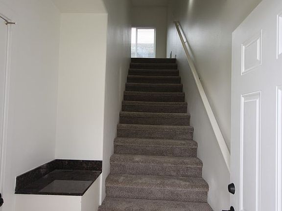 3rd image of 2915 S 47th St