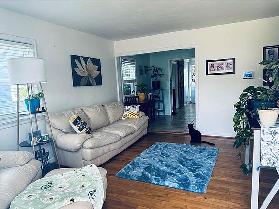 2nd image of 1203 Anne Ave