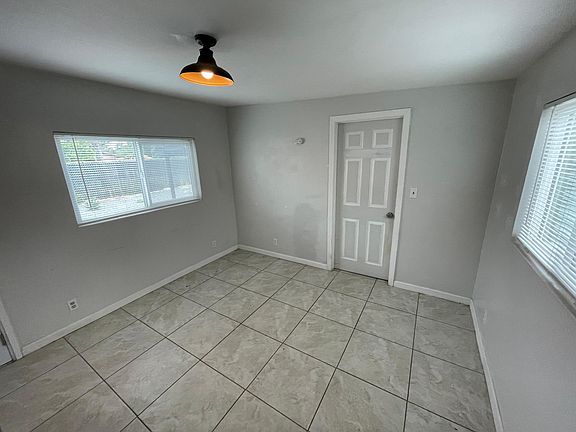 2nd image of 211 S Victoria Ave #2