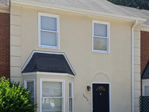 2836 New South Dr, Marietta, GA 30066