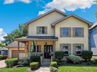 114 Hickory St, Frankfort, IL 60423