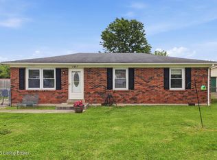 107 Ravenwood Dr, Frankfort, KY 40601