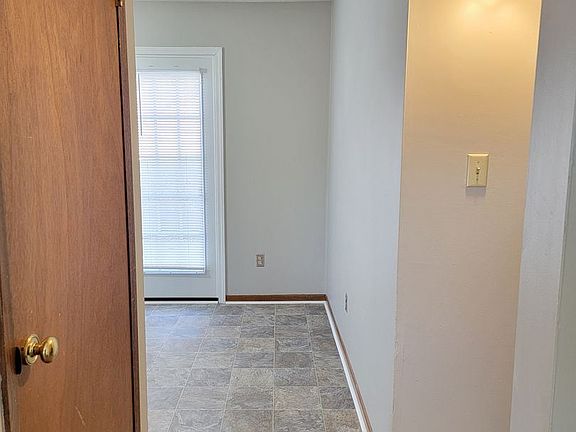 5th image of 7948 Andersonville Pike