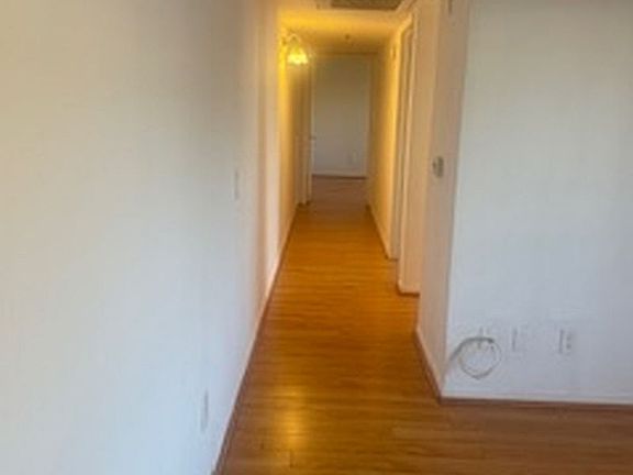 5th image of 1205 S Shenandoah St APT 202