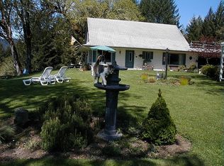 756 Osprey Dr, Umpqua, OR 97486