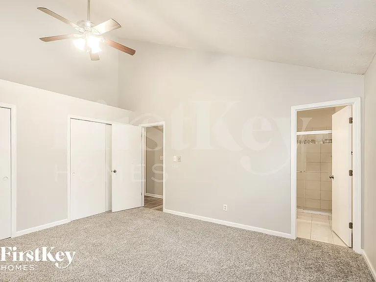 7795 Kenetta Ct — Photo 10