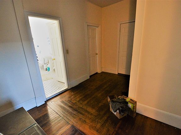 5th image of 103 Hemenway St APT 16