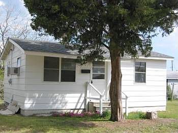 1st image of 1508 1/2 Fisher St