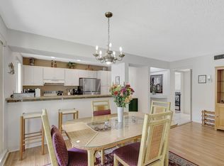 106 Brackenwood Rd, Palm Beach Gardens, FL 33418