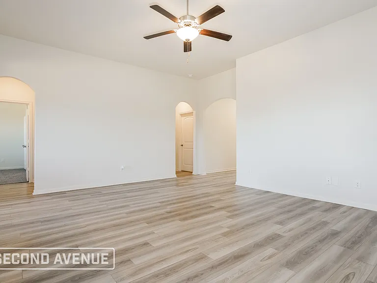 428 Condie Russell Ave — Photo 10