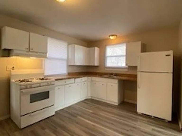 55363 Lexington Ave — Photo 4