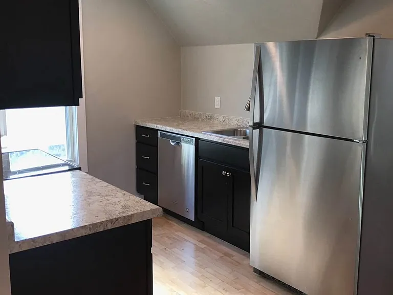 544 N Center St #1/2 — Photo 2