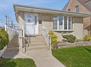 5446 S Rutherford Ave, Chicago, IL 60638