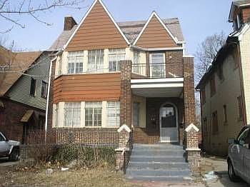 2nd image of 4224 Cortland St