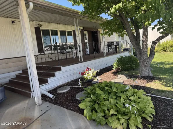 55 W Washington Ave Unit 7, Yakima, WA 98903
