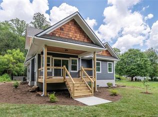 251 Flat Creek Rd, Black Mountain, NC 28711
