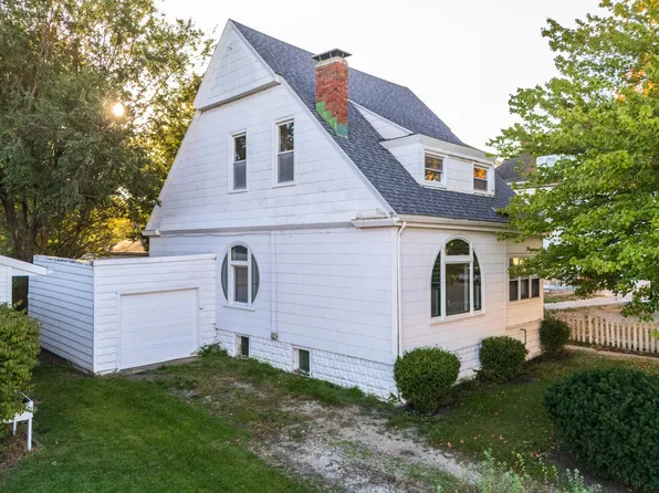 418 N Chicago St, Pontiac, IL 61764