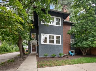 1011 Crain St, Evanston, IL 60202