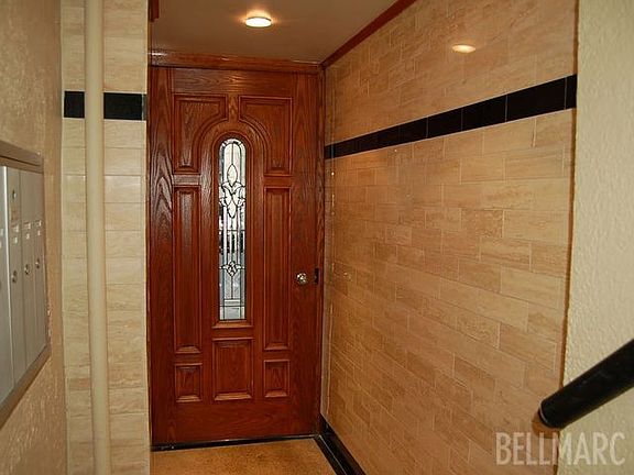 3rd image of 254 W 88th St APT 4B