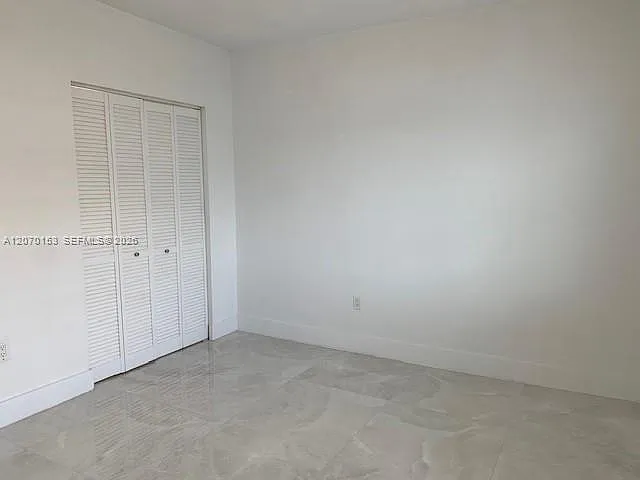 7207 Bay Dr #23 — Photo 4