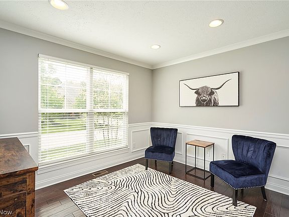 4th image of 3394 Stillwood Blvd