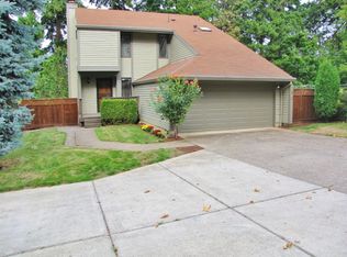2829 SE Tacoma St, Portland, OR 97202