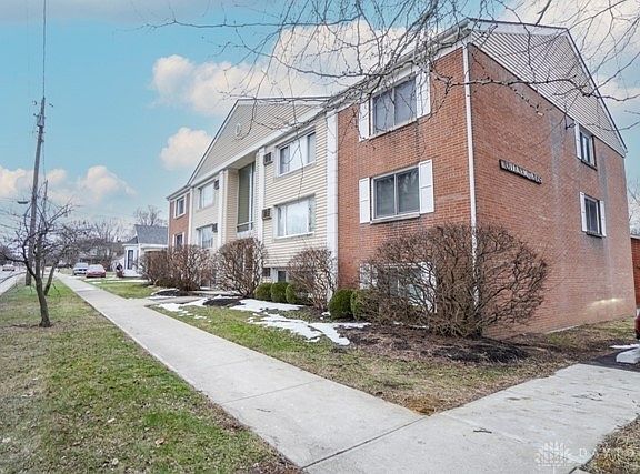 3rd image of 414 N South St