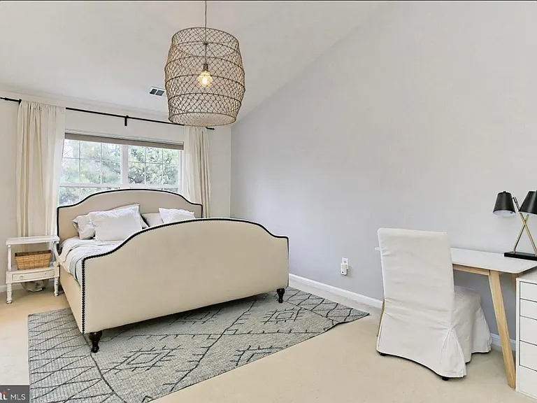 4635 Buckhorn Rdg — Photo 4