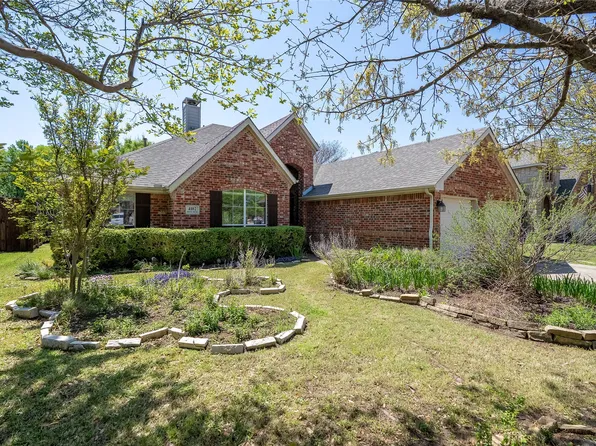4102 Rocky Bend Ct, Corinth, TX 76208