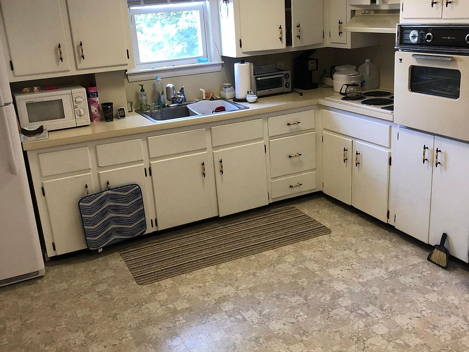 1st image of 28-30 Putnam St #2