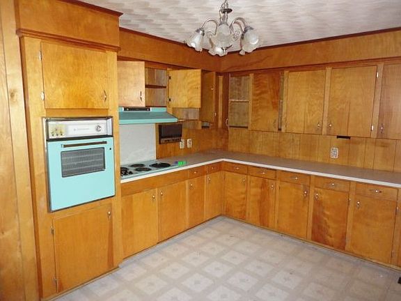 2nd image of 118 Worthmore Dr