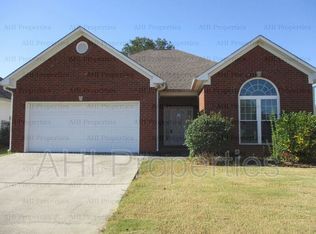 8667 Cedar Springs Cir, Leeds, AL 35094