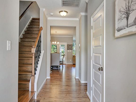 The DavenportHolman Ridge-large-003-3-Foyer-1500x1000-72dpi