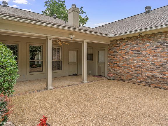 5th image of 914 Edgewood Dr
