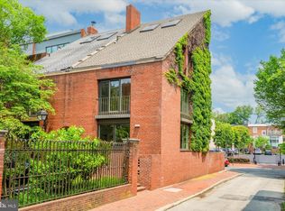 301 Cypress St, Philadelphia, PA 19106