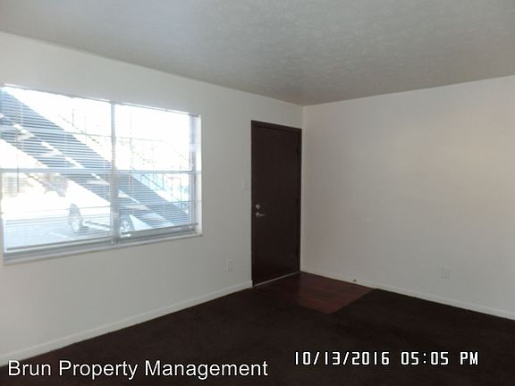 5th image of 609 E Inskip Dr APT 2