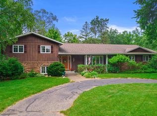 307 Fieldcrest Ave, Stevens Point, WI 54481