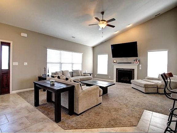3rd image of 3631 Regatta Dr