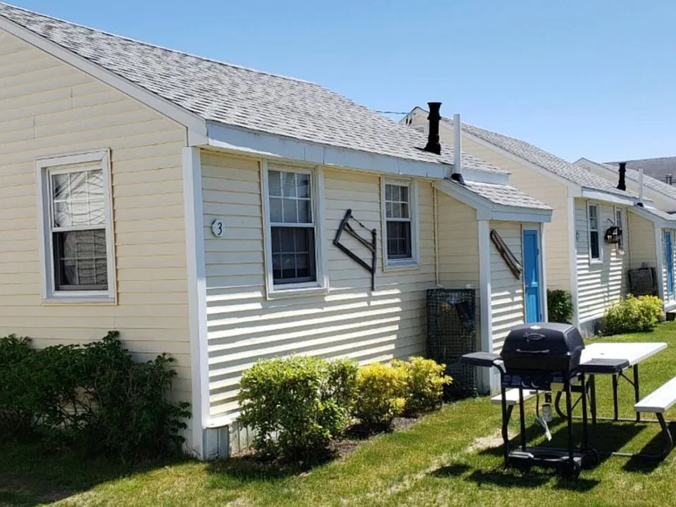 173 E Grand Ave
