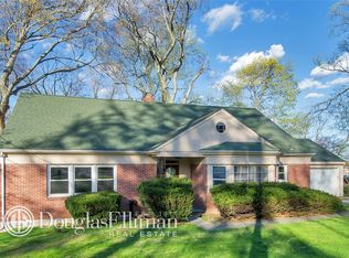 59 Pinebrook Rd, New Rochelle, NY 10801