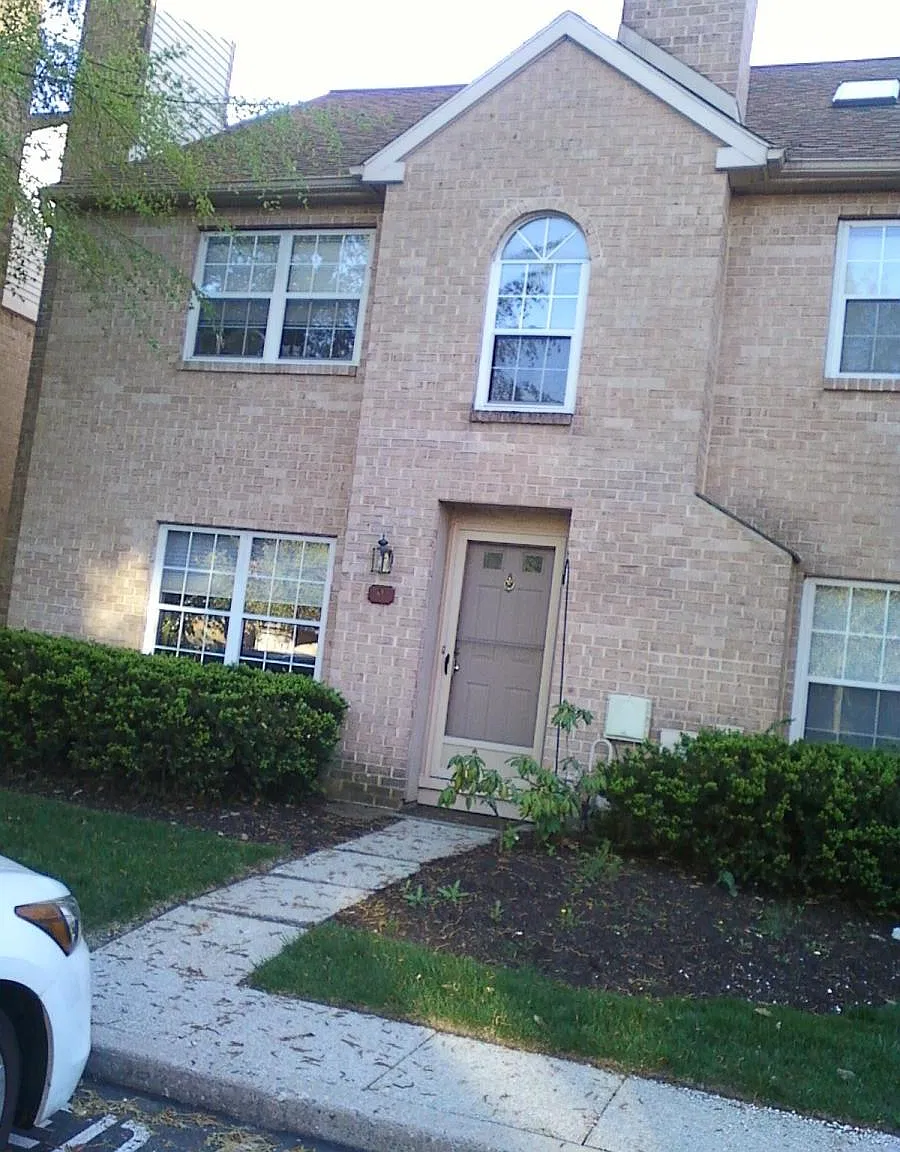 9 Rampart Drive — Photo 1