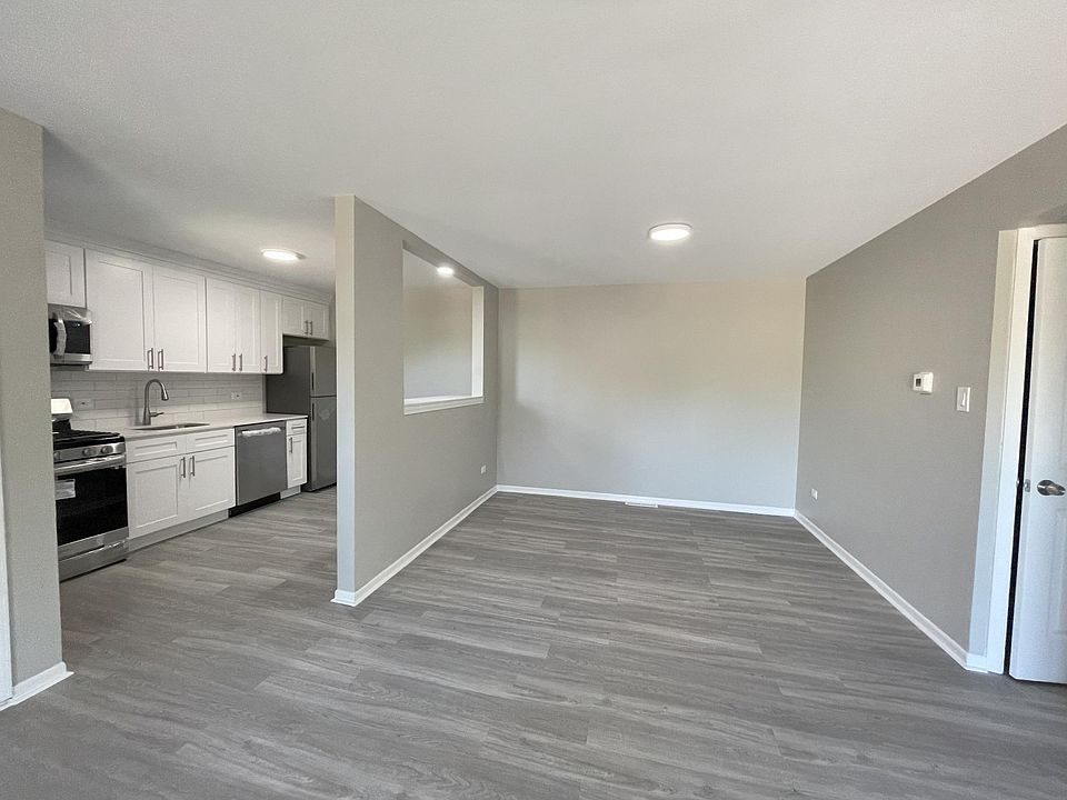 762 Main St, Antioch, IL 60002 Zillow