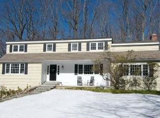 154 Mimosa Cir, Ridgefield, CT 06877