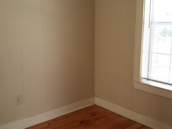 5th image of 301 Welsh Ave