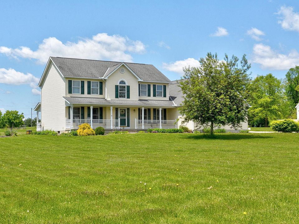 1st image of 125 Simeon Dr